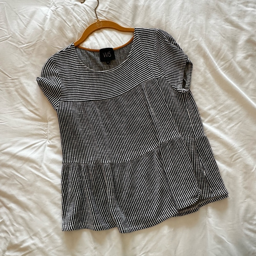 Three tiered short sleeve top